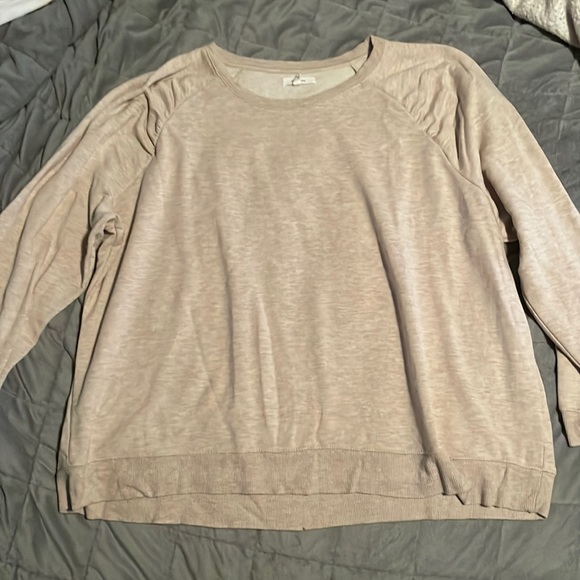 I’m selling this shirt from Maurice’s because I don’t wear it anymore! Size XXL! - Picture 1 of 2